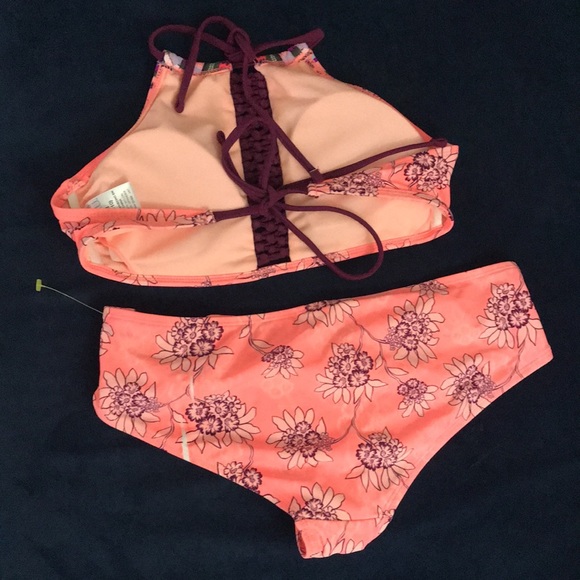Time And Tru High Neck Bikini Set M (8-10) - Picture 10 of 10